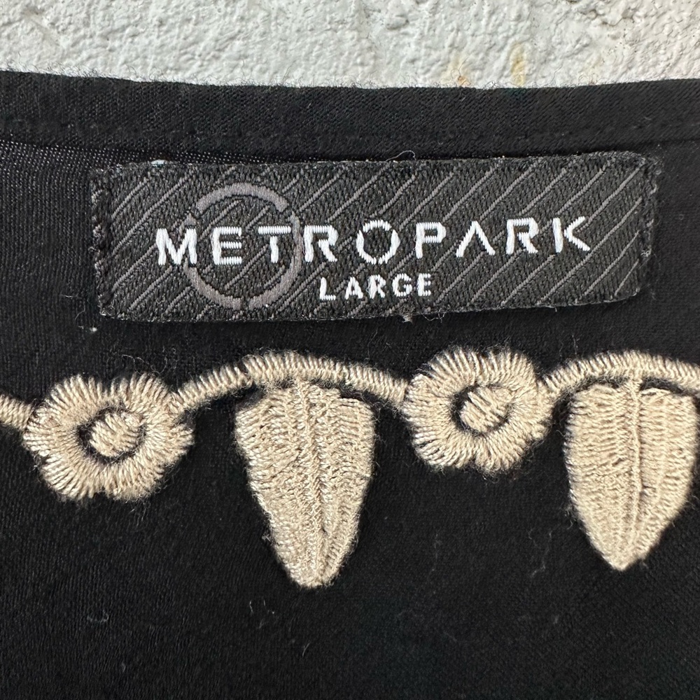 Metropark Embroidered Floral Bird Mini Black Cream Large Dress or Tunic Top - Picture 5 of 12